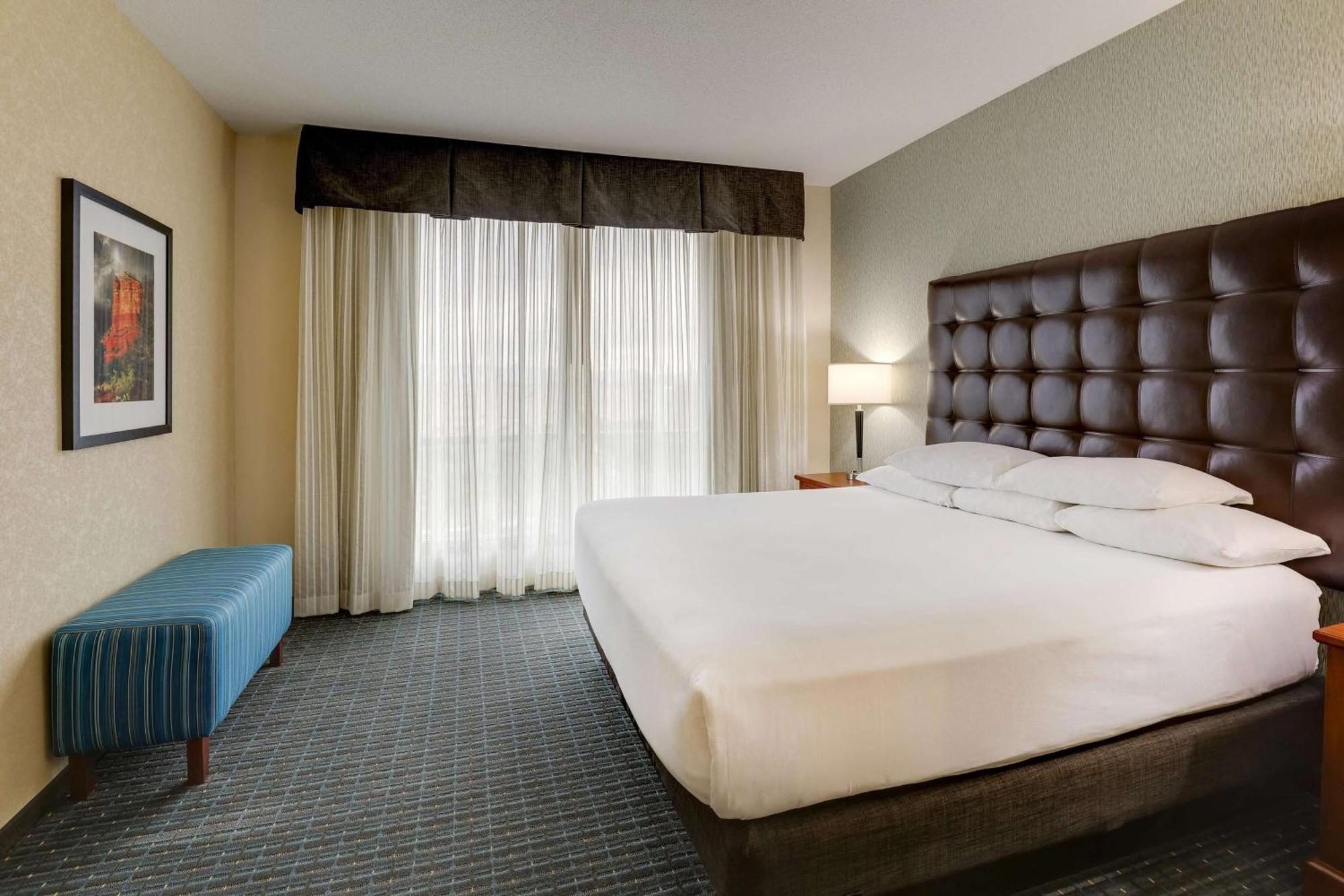 Drury Inn & Suites Phoenix Chandler Fashion Center Екстериор снимка