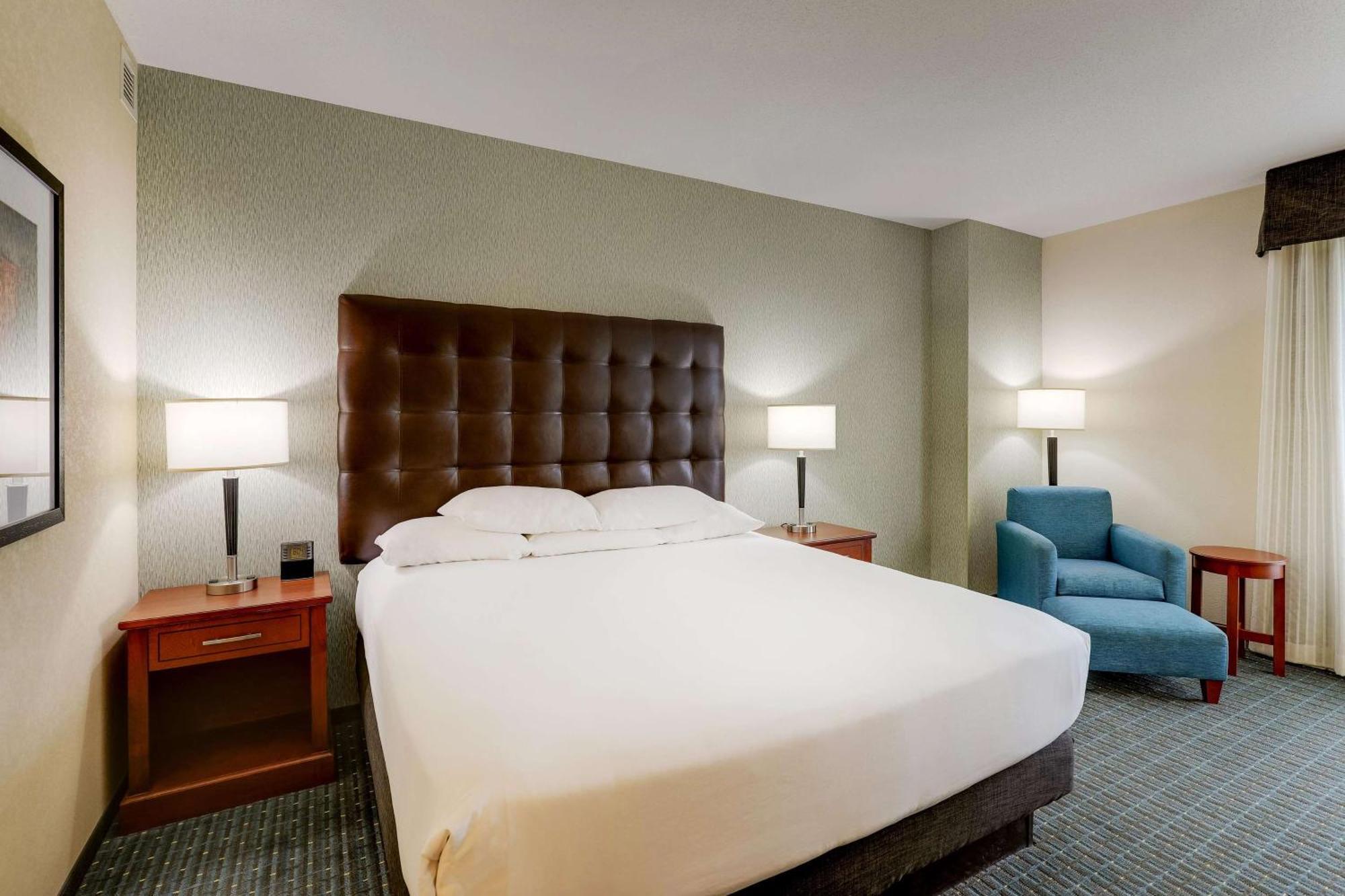 Drury Inn & Suites Phoenix Chandler Fashion Center Екстериор снимка