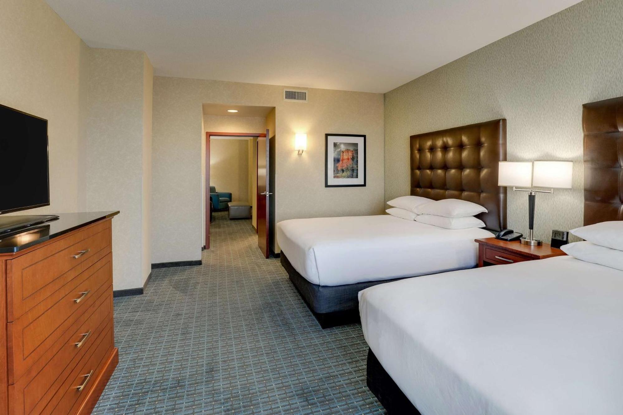 Drury Inn & Suites Phoenix Chandler Fashion Center Екстериор снимка