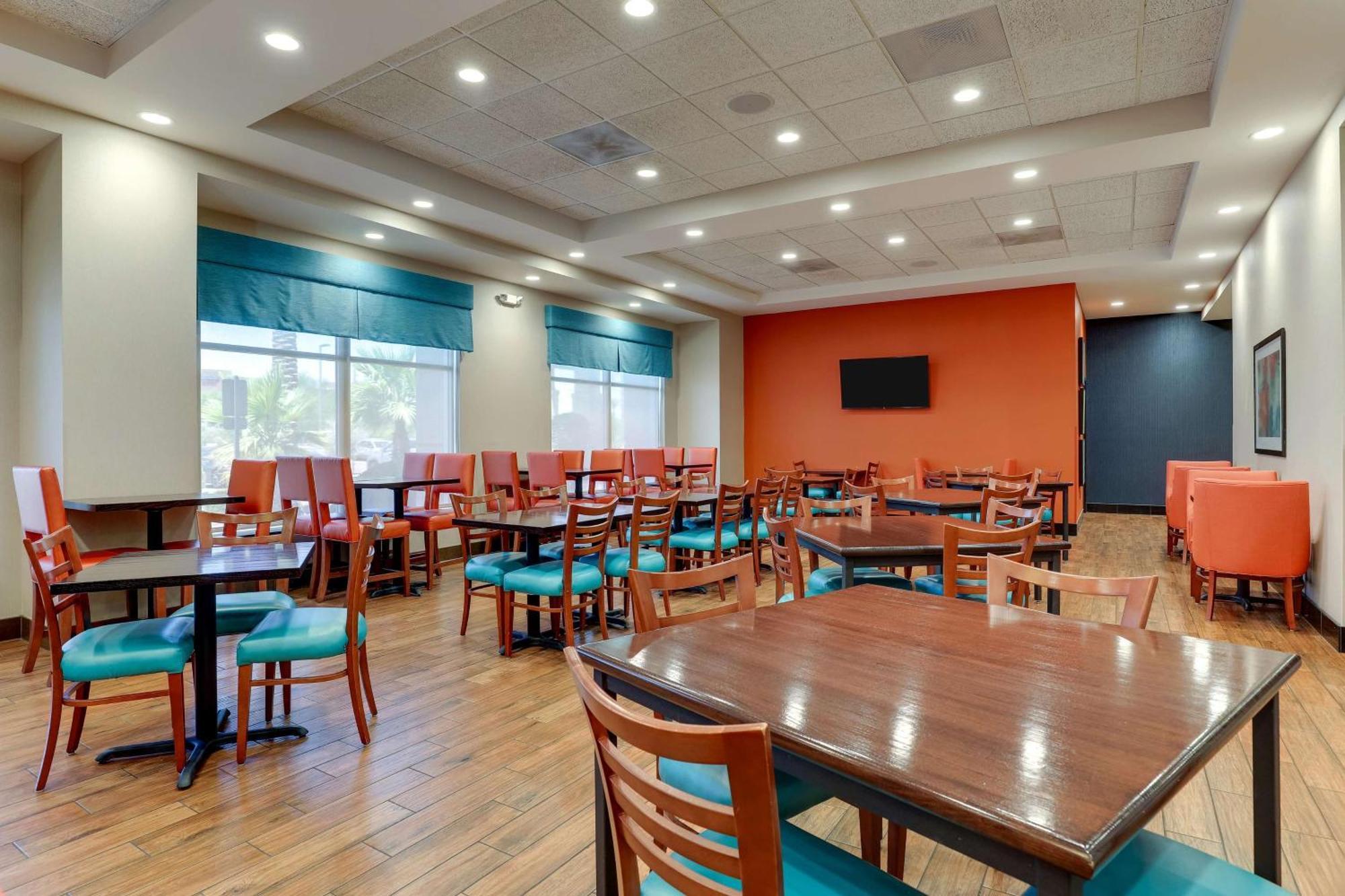 Drury Inn & Suites Phoenix Chandler Fashion Center Екстериор снимка