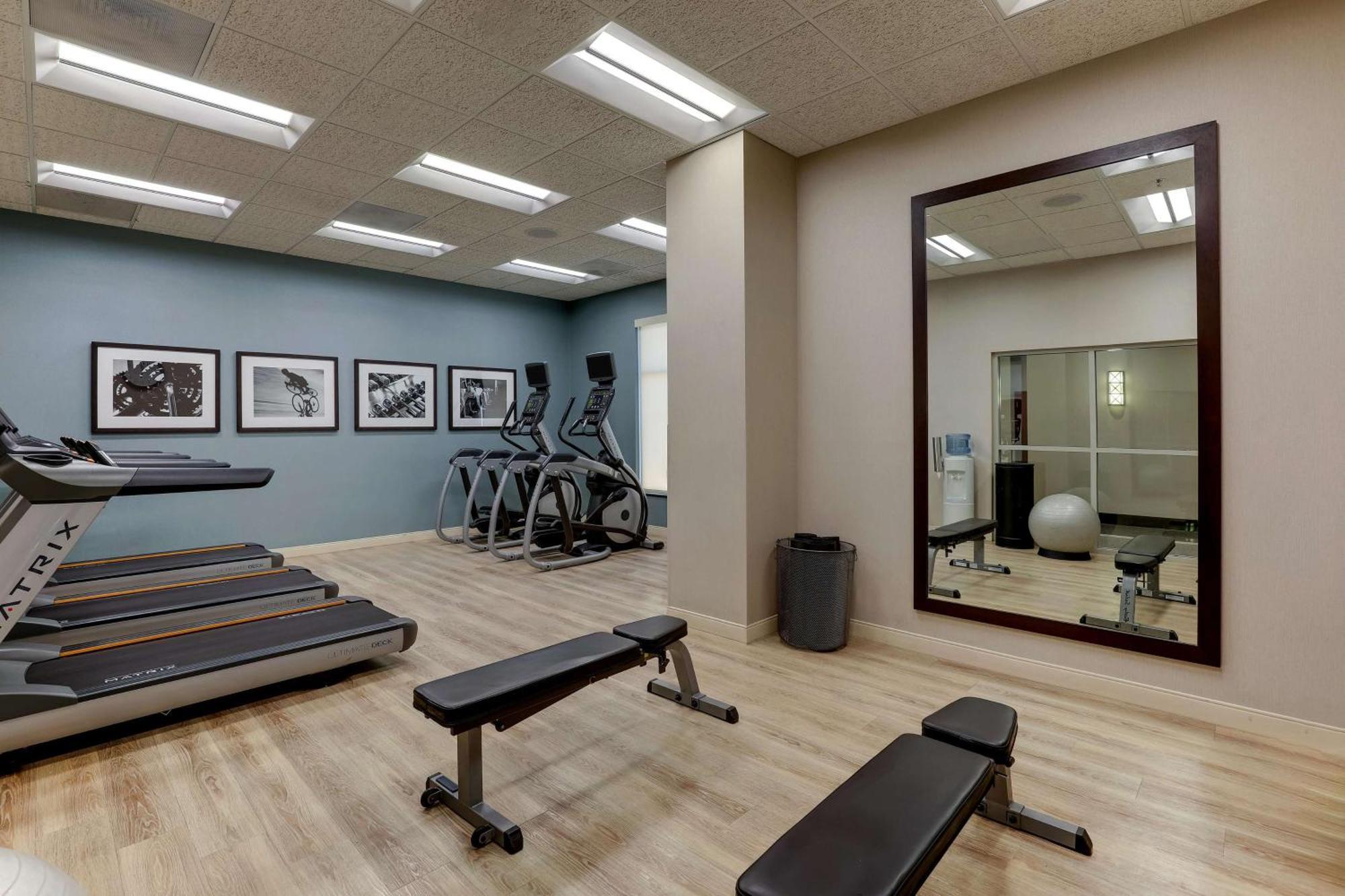 Drury Inn & Suites Phoenix Chandler Fashion Center Екстериор снимка