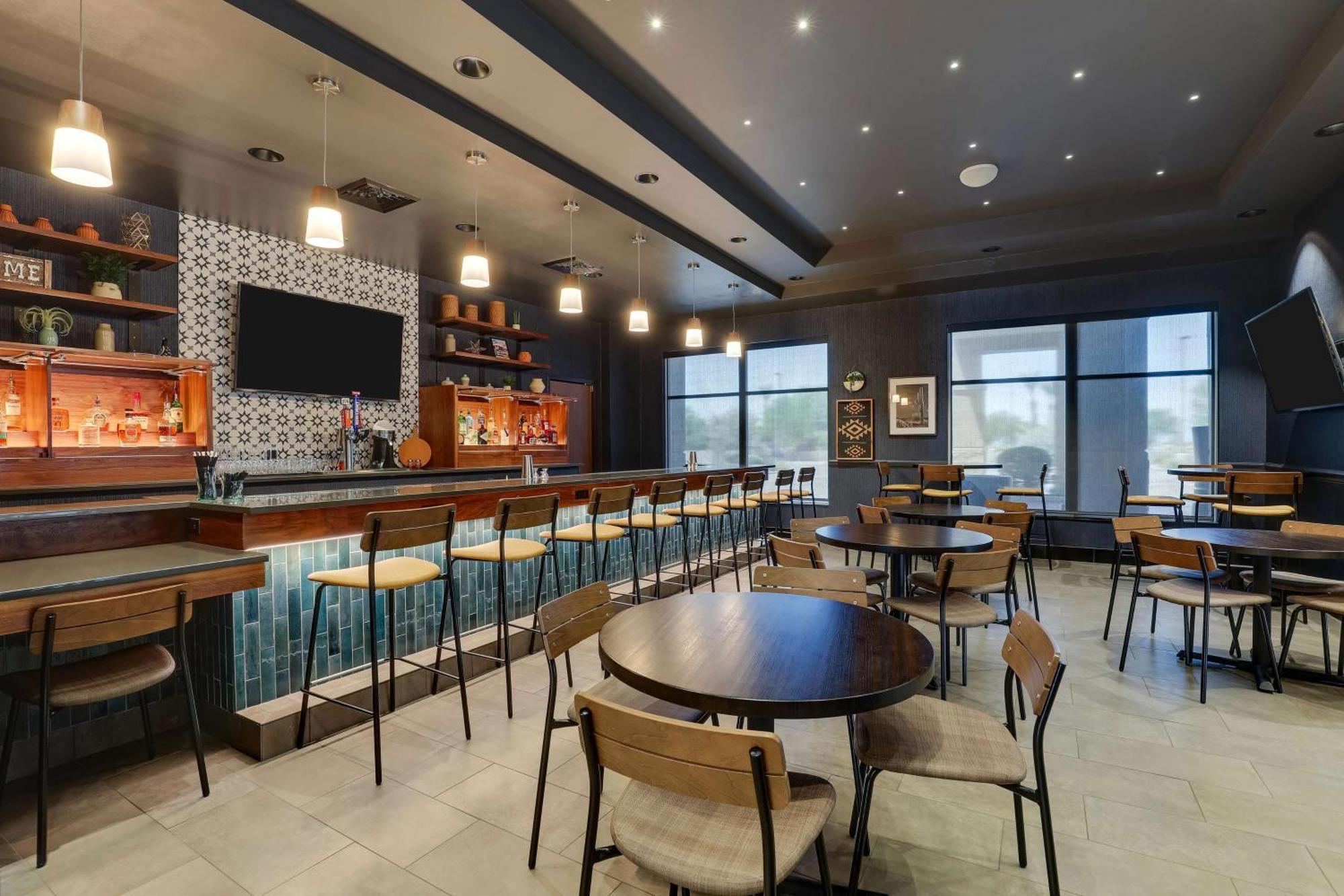 Drury Inn & Suites Phoenix Chandler Fashion Center Екстериор снимка